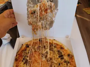 Venezia Pizzeria Eiscafe