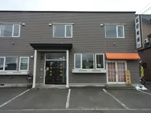 Ekimae Ryokan