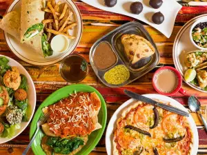 Annapurna’s World Vegetarian Café