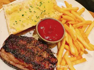 Ribs & Bones - American Steakhouse