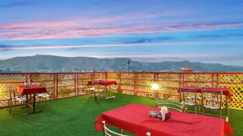 Hawk View Restaurant & Bar in Jaipur