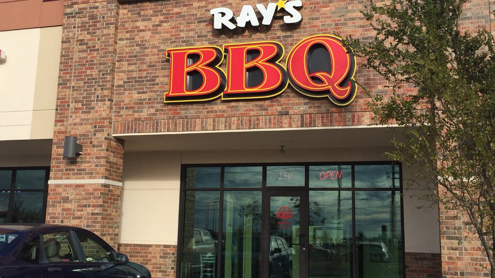 Ray's BBQ