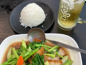 River Bar & Restaurant