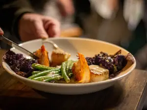 Linear Restaurant