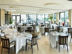 The Olive Tree & Garden Room