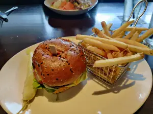 Yard House
