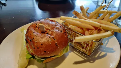 Yard House in Irving