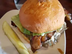 Crafty Cow - Burgers & Fried Chicken