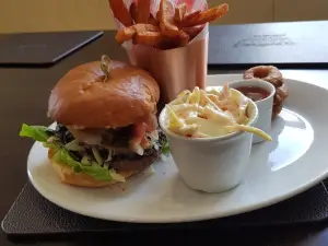 Trenabies Cafe Bistro