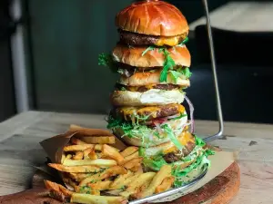 Burgers & Beers