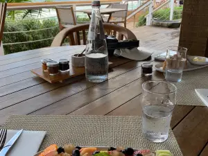 1748 Restaurant