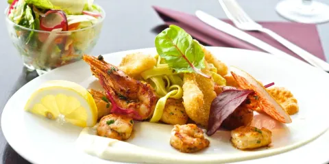 Dominik's Restaurant