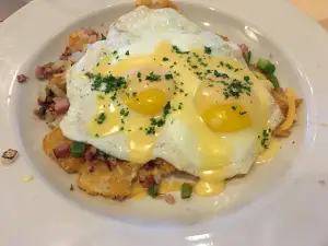 Perkins Restaurant &I Bakery