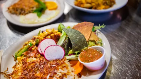 Foxy's Restaurant in Glendale
