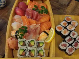 Sushi Yaris