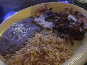 3 Amigos Mexican Grill