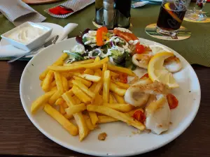 Heidari Restaurant Café Bar