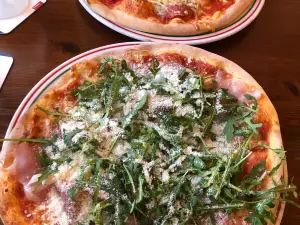 Pizzeria Delizia