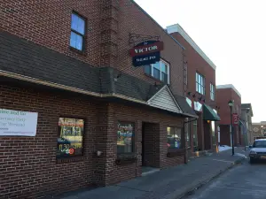 Victor Village Inn