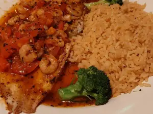 Rania's Restaurant Bar & Grill