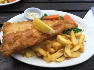 Crown & Trumpet Inn
