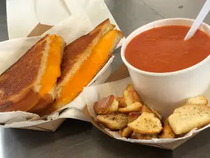 Grilled Cheese Mania