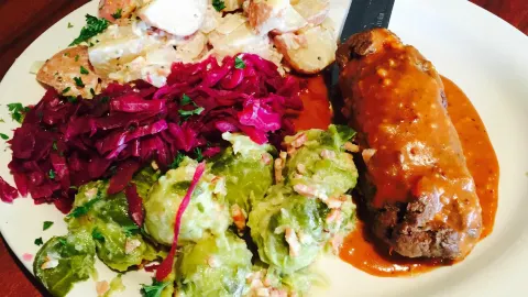 Acme Bar & Grill in ฟอร์ตเวย์น