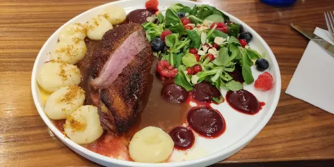 Bernard Pub- Restaurant
