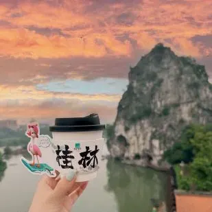 詩與遠方SYYF·灕江院子酒店（桂林象鼻山兩江四湖店）·一線江景咖啡吧