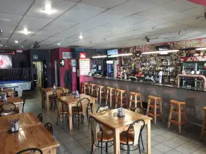 Duck n Dive Saloon