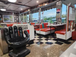 Connie's Diner