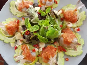 Inlaya Bar and Grill