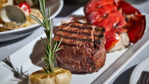 Dukes Chophouse in สเกเนคตาดี