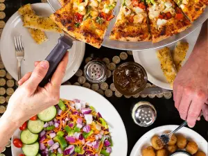Glass Nickel Pizza Co. – Green Bay