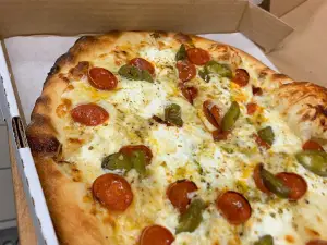 Jiffys Pizza