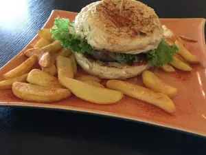 Nuovo Cafe Snack Bar