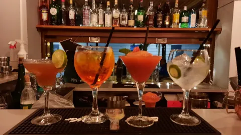 Pizza Art Food & Drinks Cabo Verde in サル