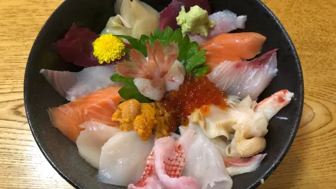 Isamizushi in ระอูซุ