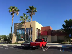 Carl's Jr.
