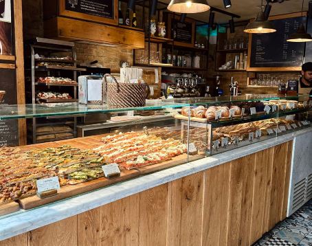 Aromi Caffe and Pizzeria