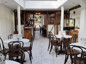 Continental Café