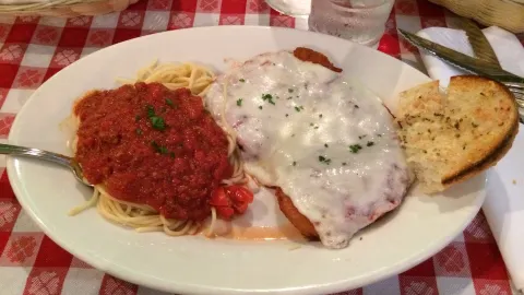 O Sole Mio Restaurant in 米爾布雷
