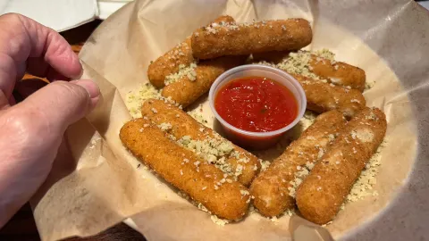 UNO Pizzeria & Grill in 스프링필드