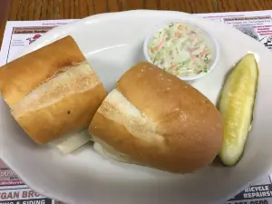 Meg's Grill