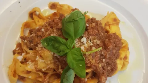 Trattoria Via Ferrari in Модена