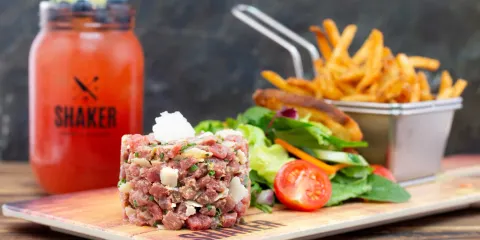 SHAKER Cuisine & Mixologie Lévis