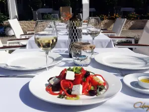 Akrogiali Restaurant
