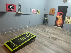 Flat Tire Bar & Grill