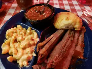 Bennett's Pit Bar-B-Que