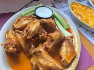 Slickers Adirondack Tavern